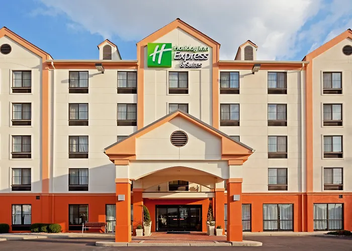 Holiday Inn Express Hotel & Suites Meadowlands Area By Ihg