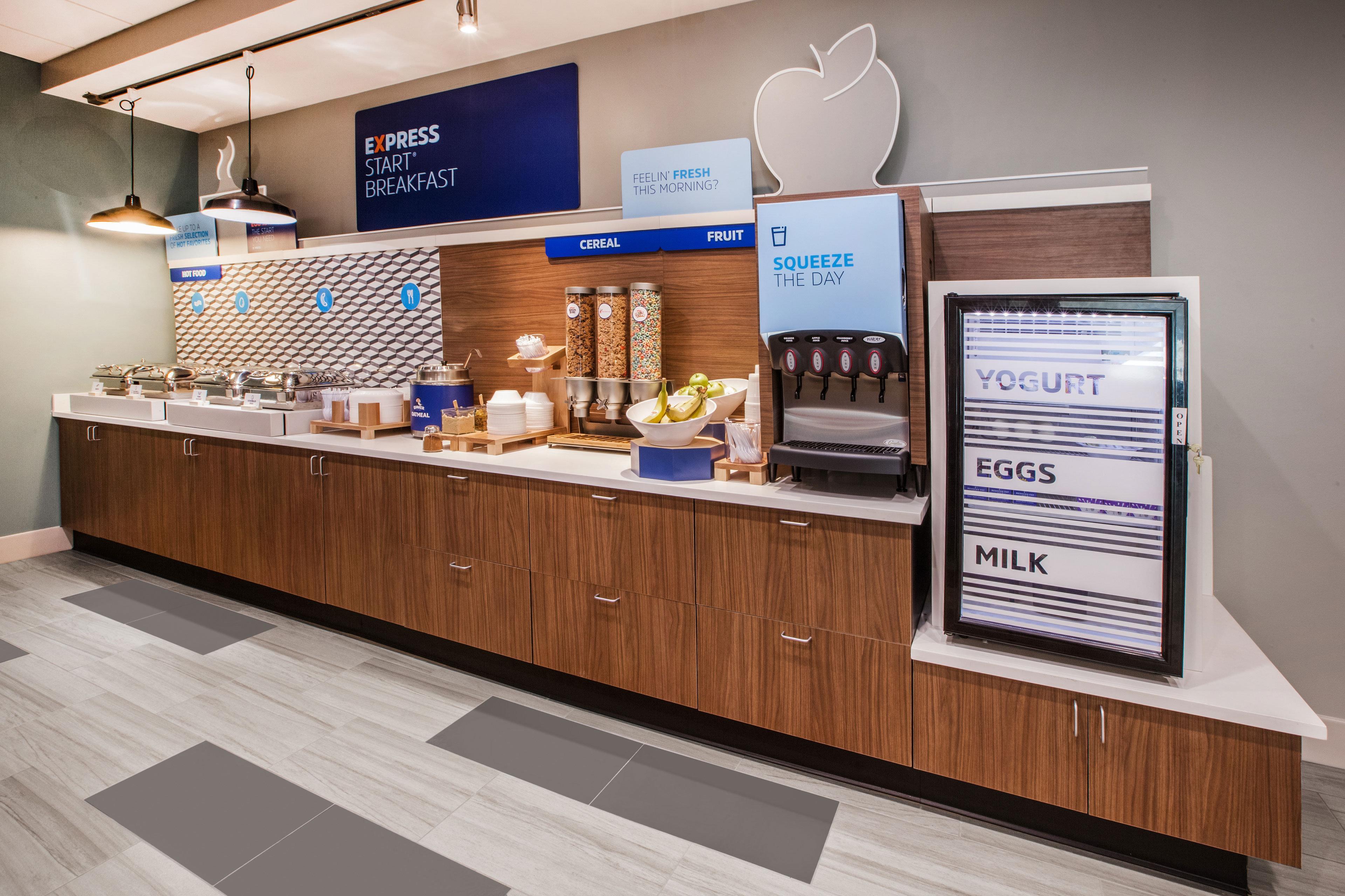 Express & Meadowlands Area By Ihg