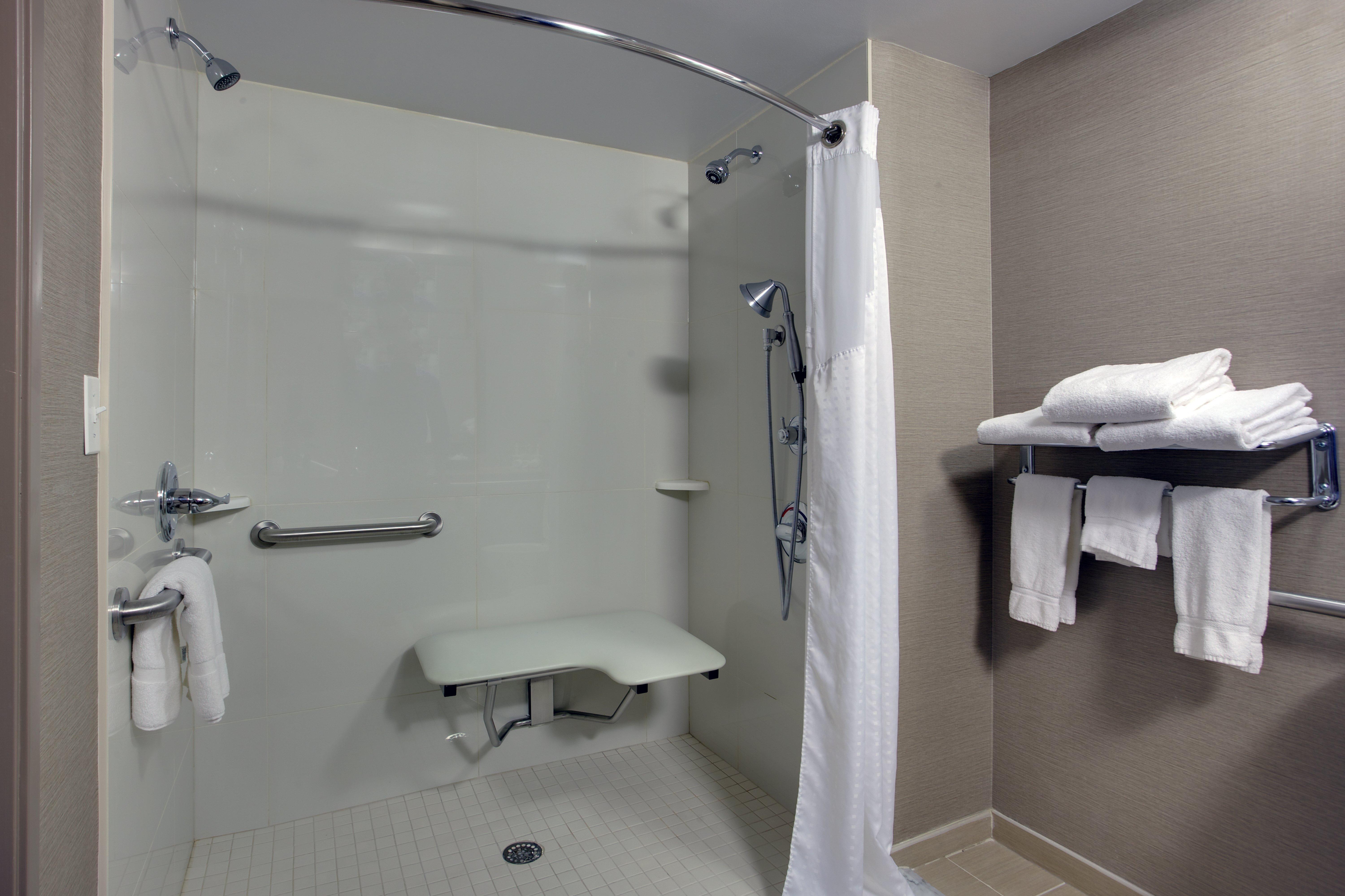 Hotel Express & Meadowlands Area By Ihg Carlstadt