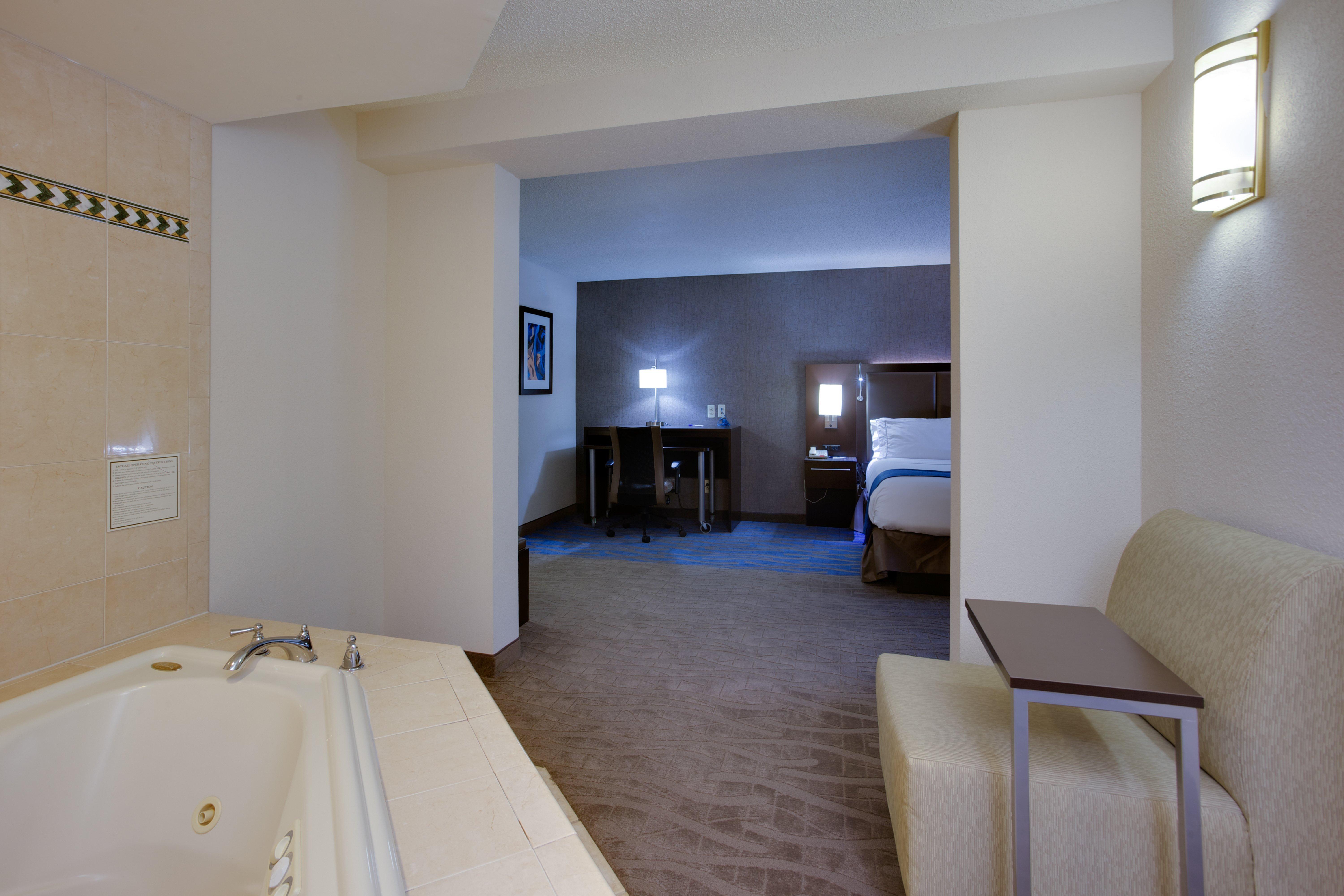 Express & Meadowlands Area By Ihg