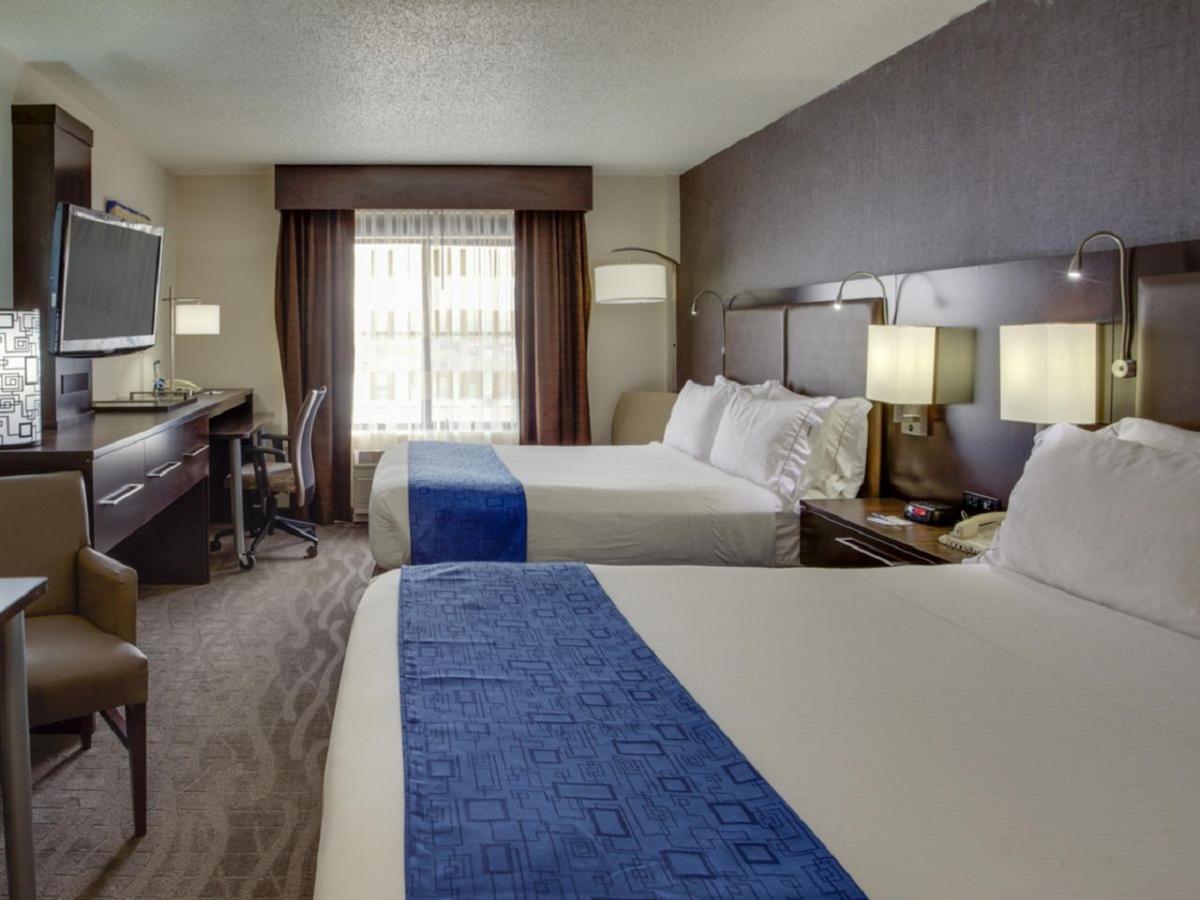 Hotel Express & Meadowlands Area By Ihg 3*
